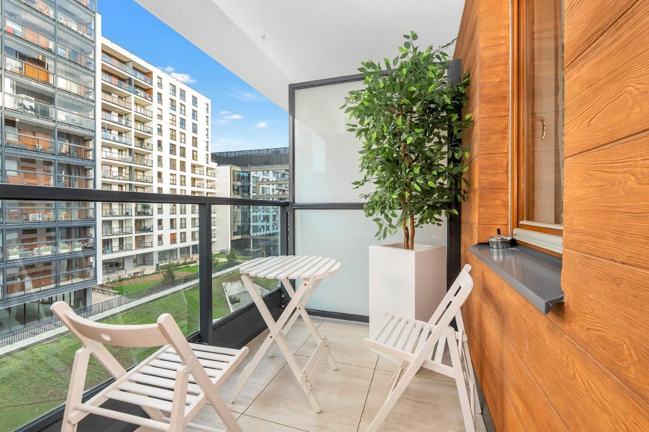 Modern Apartments With Access To The Pool Near Rondo Daszynskiego Station Warszawa Eksteriør billede