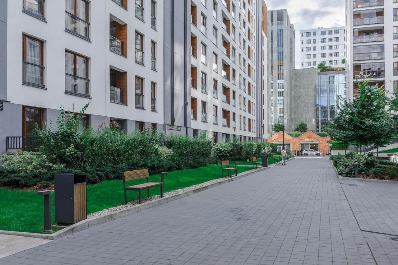 Modern Apartments With Access To The Pool Near Rondo Daszynskiego Station Warszawa Eksteriør billede