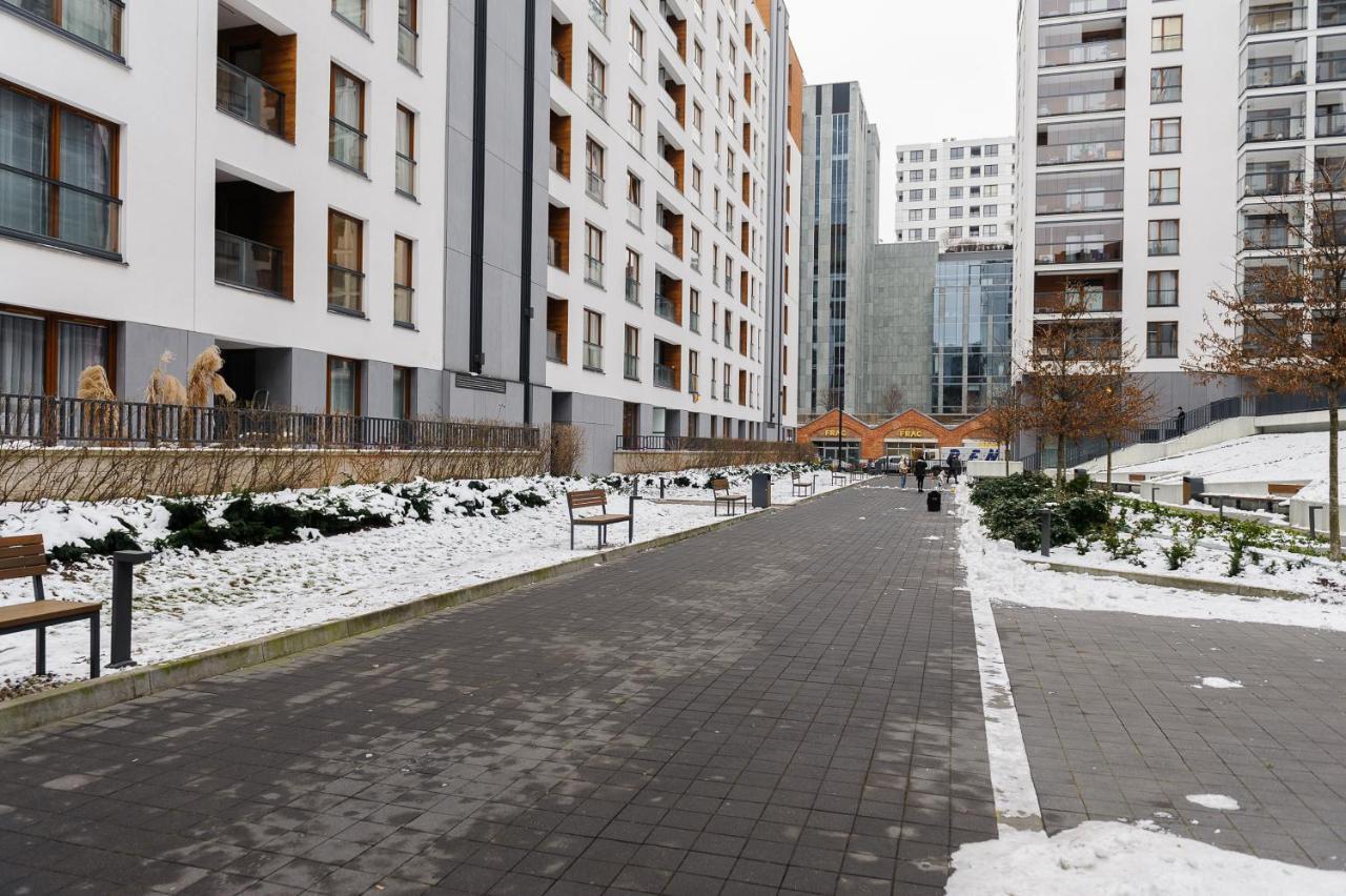 Modern Apartments With Access To The Pool Near Rondo Daszynskiego Station Warszawa Eksteriør billede